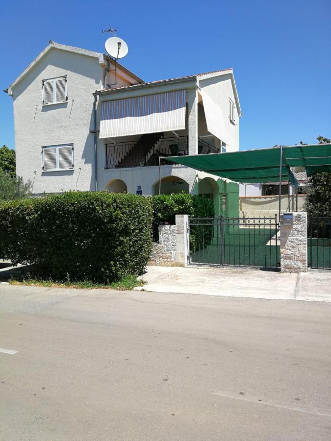 Apartments Ljubica Biograd Na Moru Εξωτερικό φωτογραφία