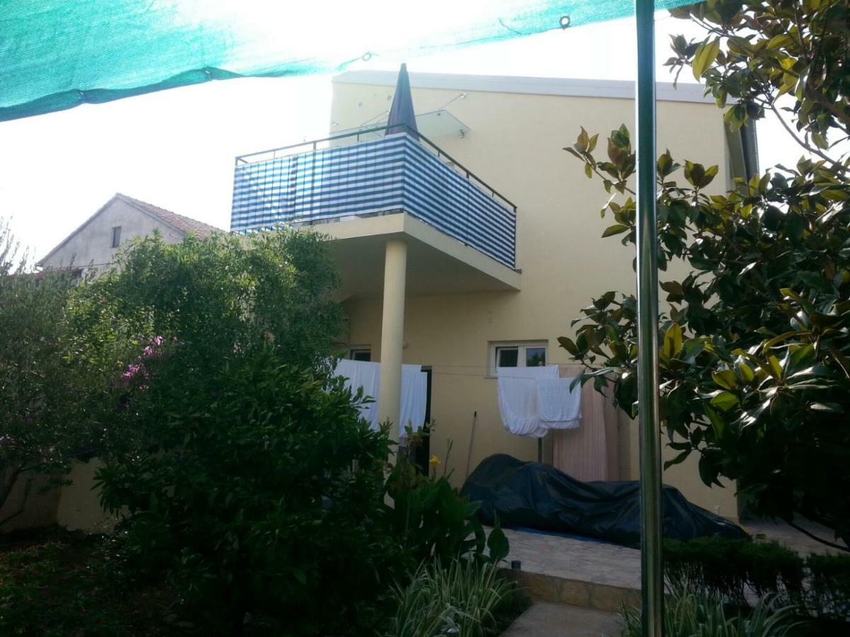 Apartments Ljubica Biograd Na Moru Εξωτερικό φωτογραφία